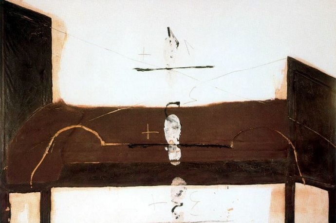 35 Antoni Tàpies  Pisadas sobre cama marrón 1966.jpg