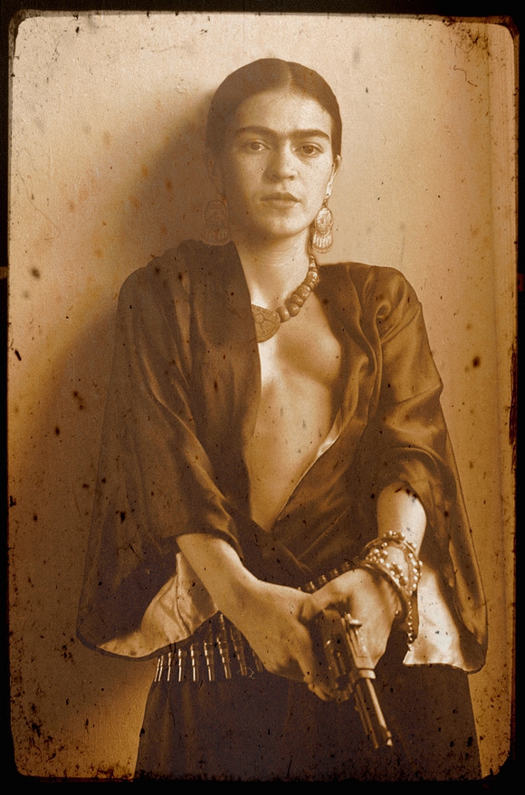+1700 Frida Kahlo.jpg