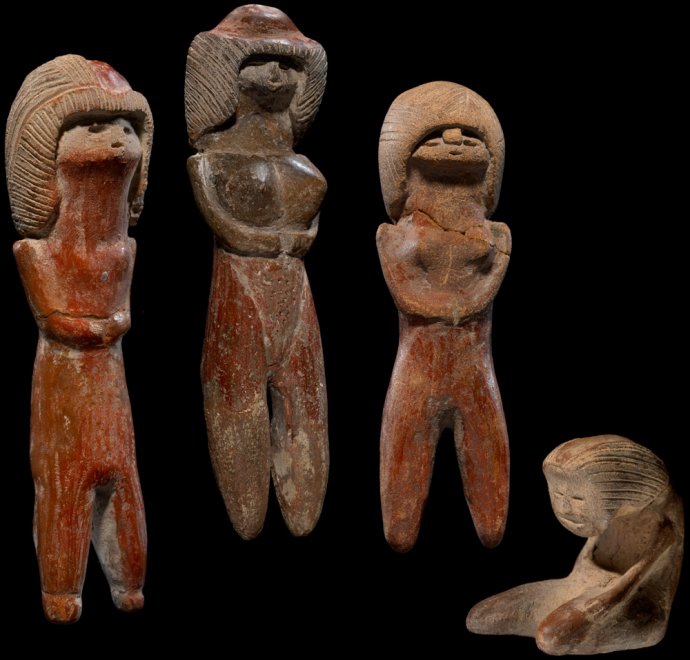 +++Valdivia female figurines  ca. 3500 BC  Valdivia, Guayas Province, Ecuador.jpg
