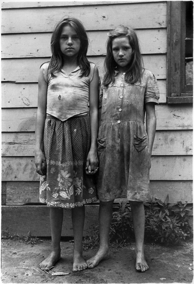 439 William Gale Gedney     Two Girls with Dirty Clothes Holding Hands, Kentucky      1964.png