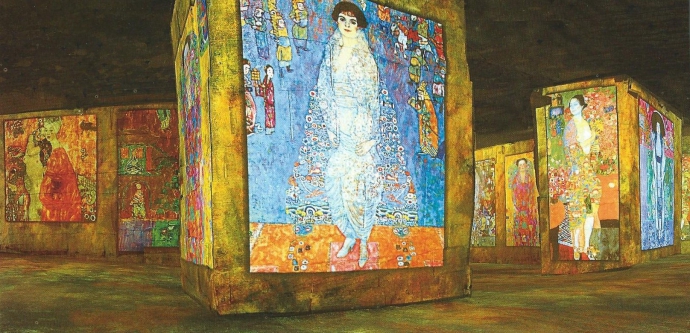 +++Sylvie C Klimt à la cathédrale des images des Baux de provence.jpg