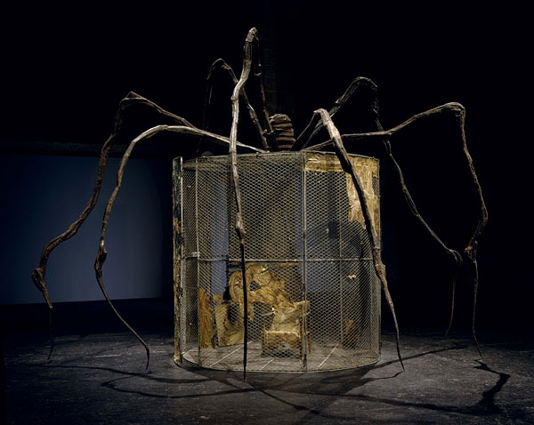 0000 492 Louise Bourgeois Spider, 1997.jpg