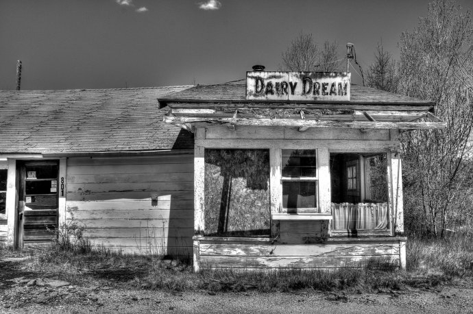 477 Kim Carpenter Dairy Dream, Jonesboro, Maine 2013.jpg